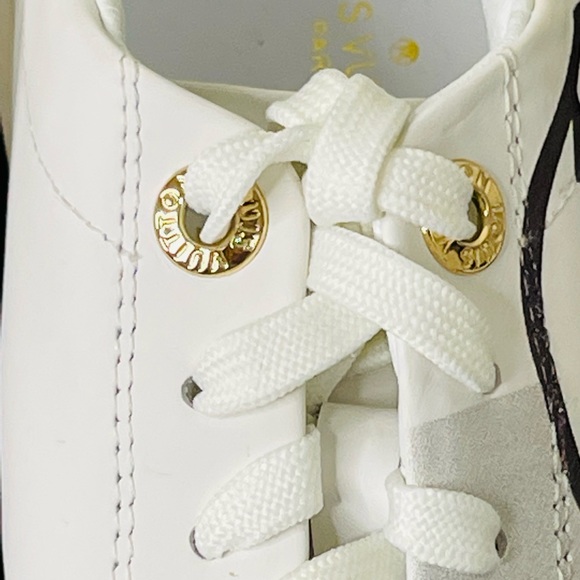 SOLD 😃  AUTHENTIC Louis Vuitton Women’s LV Off White Sneakers Sz. US 9.5 - Picture 7 of 16